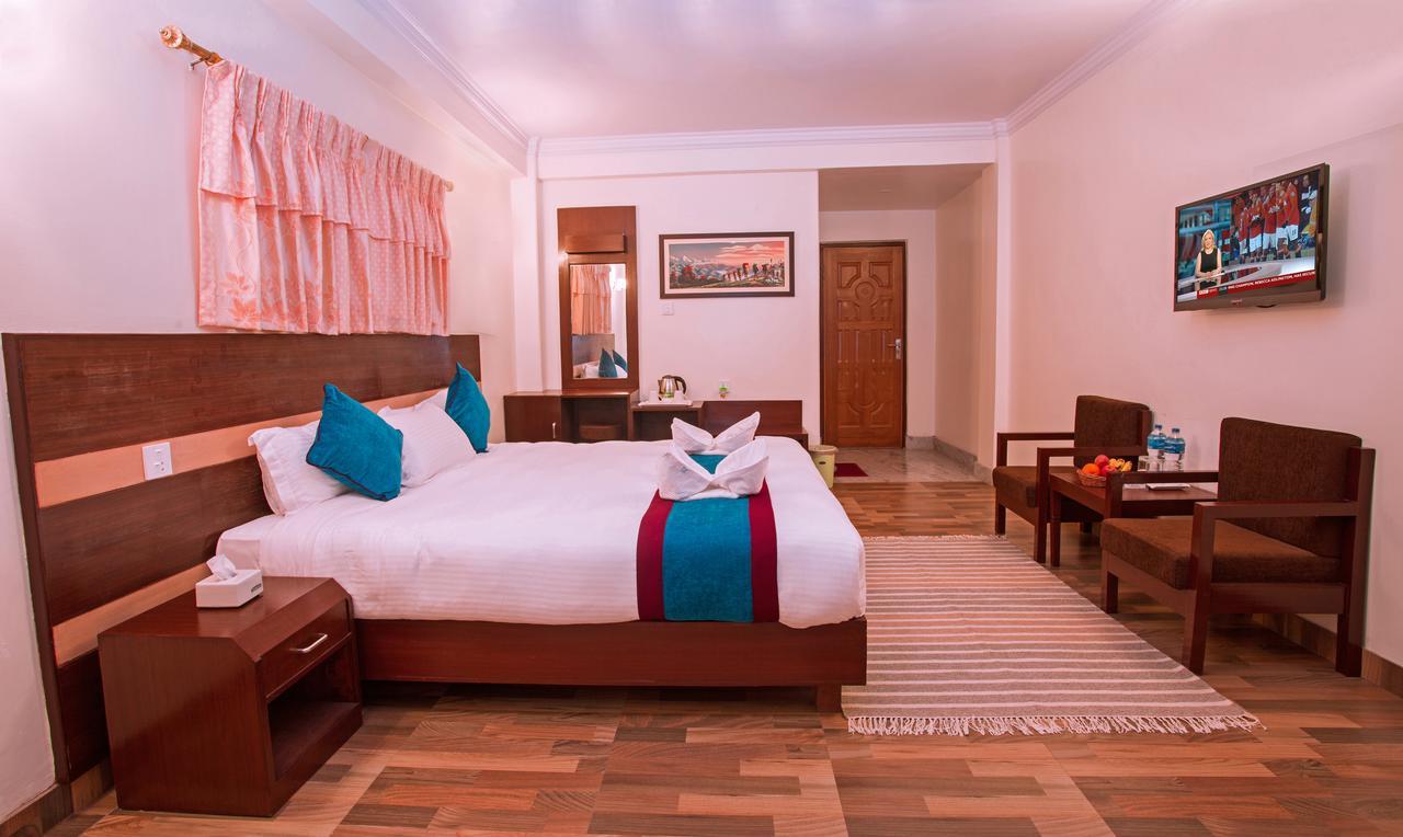 Hotel Spring โพคารา ภายนอก รูปภาพ