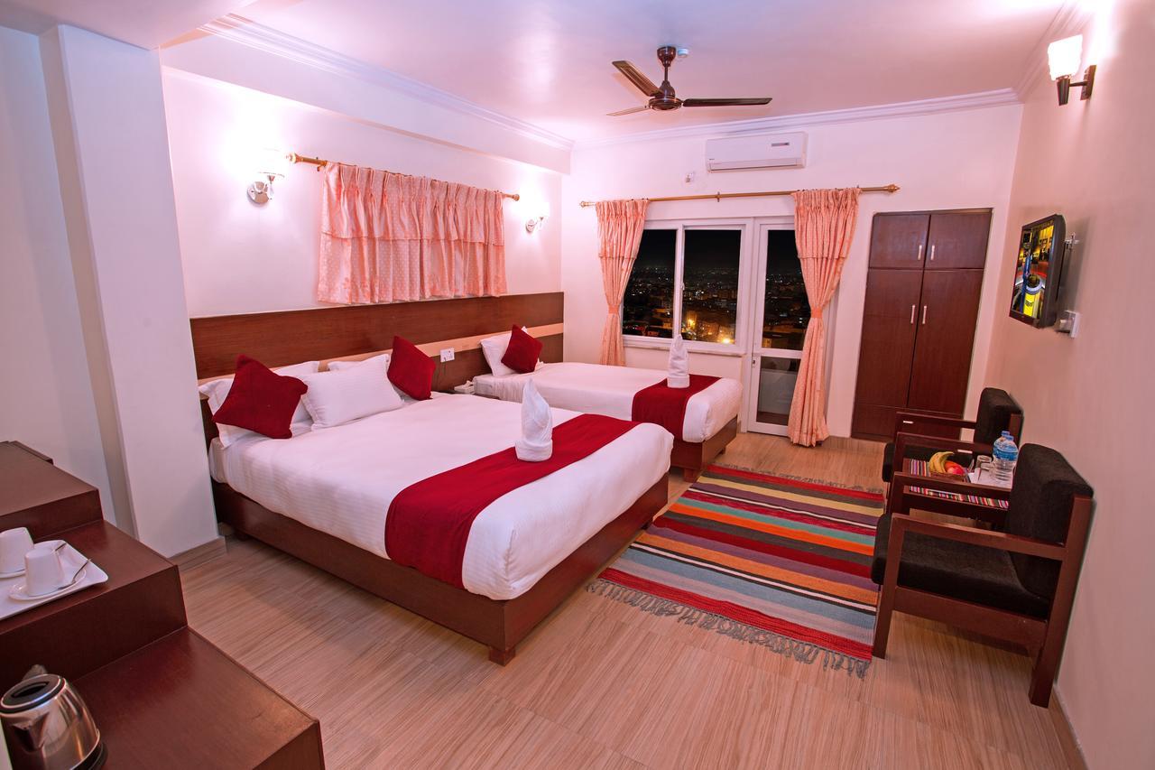 Hotel Spring โพคารา ภายนอก รูปภาพ