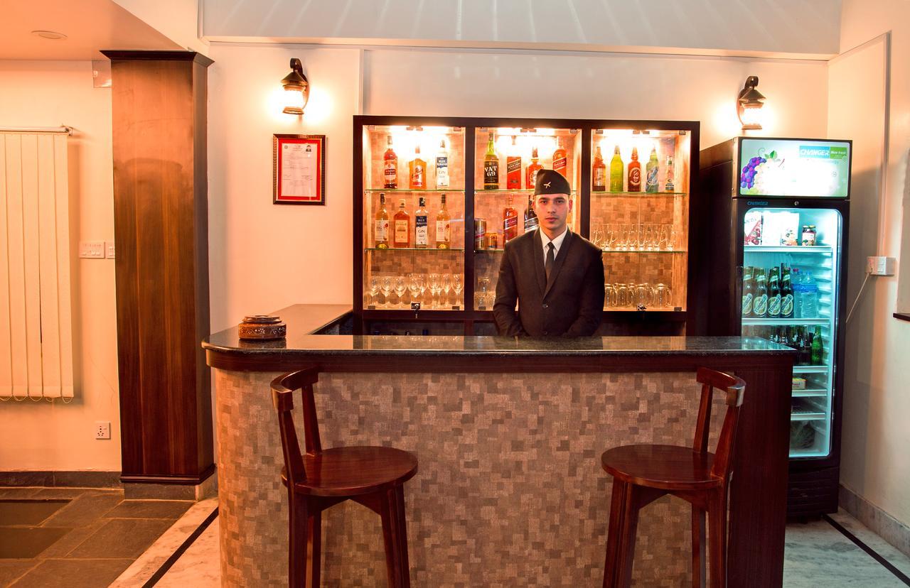 Hotel Spring โพคารา ภายนอก รูปภาพ