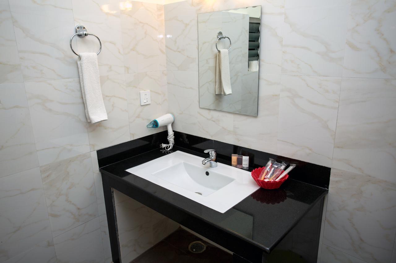Hotel Spring โพคารา ภายนอก รูปภาพ